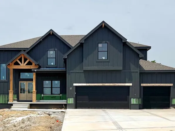 8218 NW 90th Ter, Kansas City, MO 64153