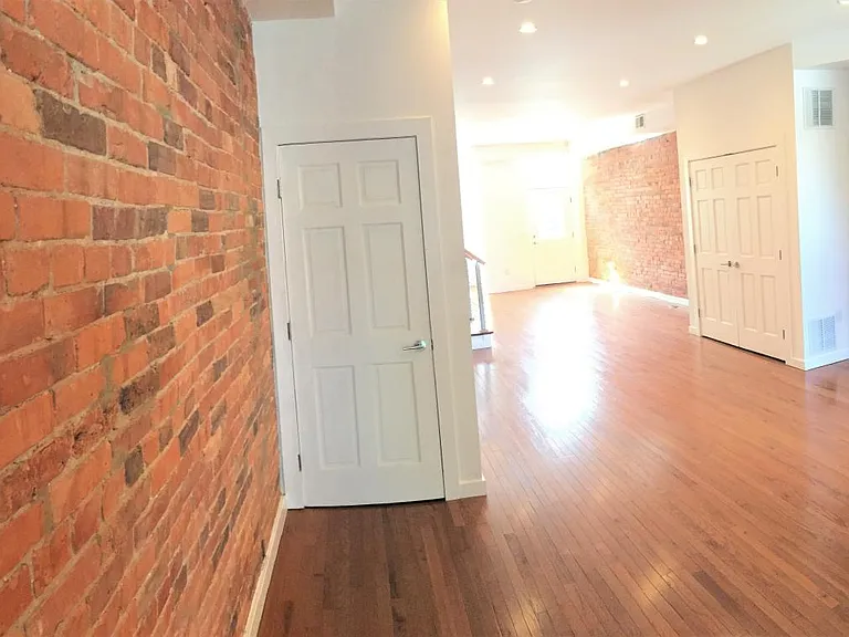 16 Rhode Island Ave NE #A — Photo 10