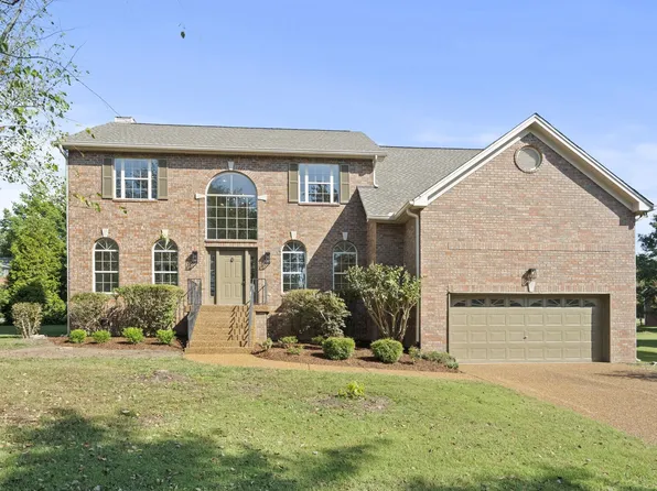 800 Caldwell Dr, Goodlettsville, TN 37072