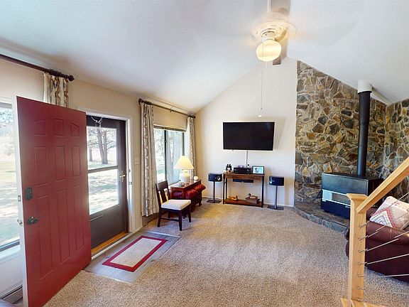 3rd image of 23 Pendaries Village Ln