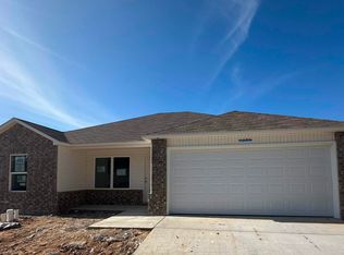 1295 Meadows Dr, Benton, AR 72019
