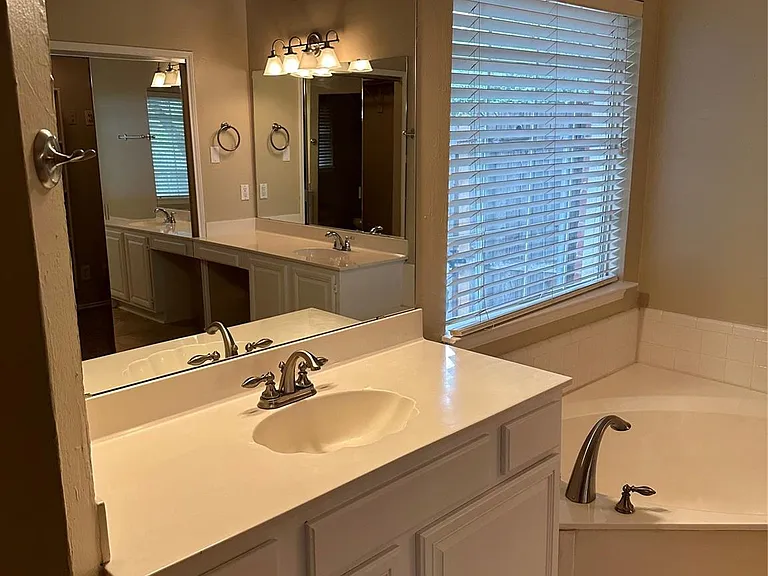 3524 Misty Meadow Dr — Photo 10