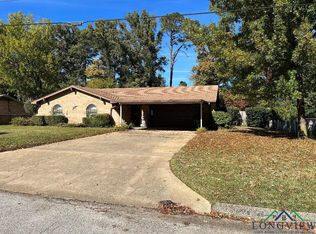 415 Greenleaf St, Longview, TX 75605