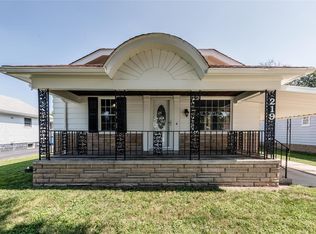 219 Park Dr, Bethalto, IL