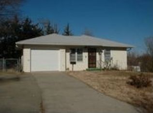 1627 Atchison St, Atchison, KS 66002
