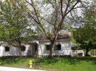 2701 N 4th St, Clinton, IA 52732