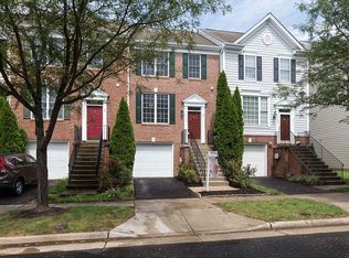 43448 Jubilee St, Chantilly, VA 20152