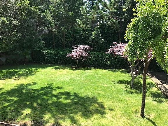 4th image of 30 Fawn Ct