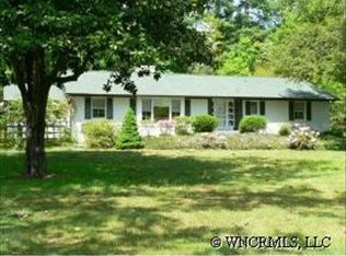 1901 Little River Rd, Flat Rock, NC 28731