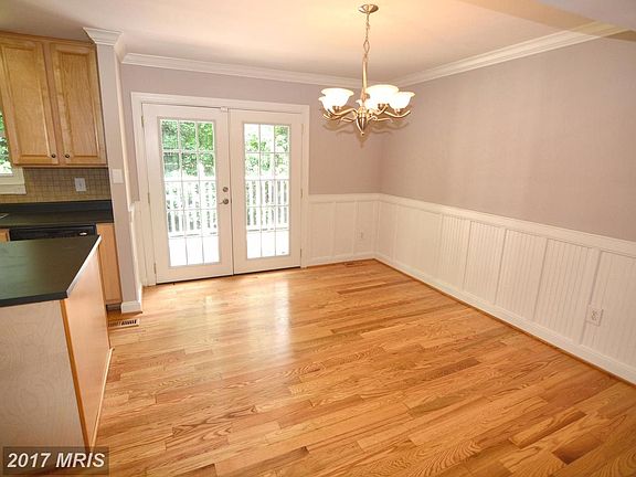 5th image of 50 Barrensdale Dr