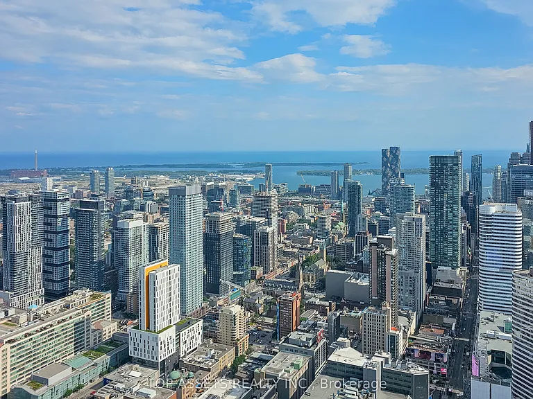 388 Yonge St #6905 — Photo 14