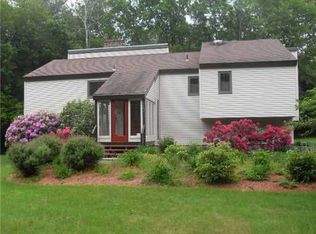 37 Forrestal Dr, Westerly, RI 02891