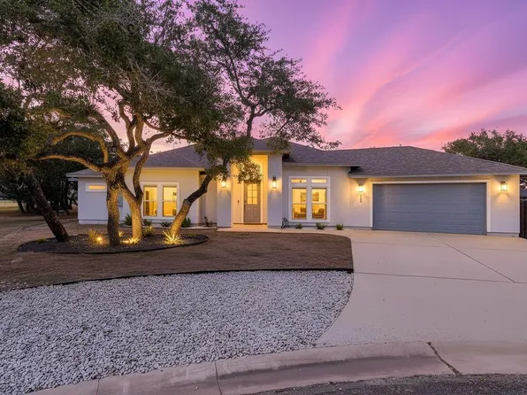 205 Highlands St, Rockport, TX 78382