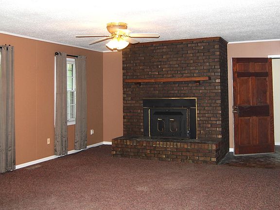 4th image of 709 Brookvale Way
