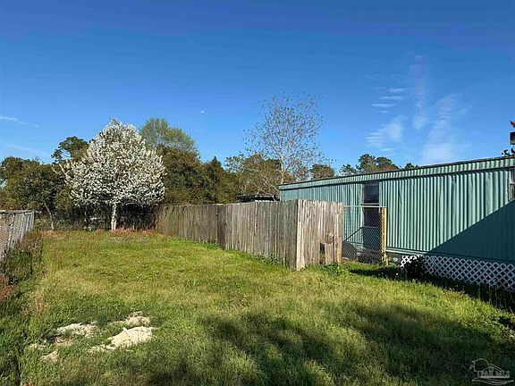 3rd image of 6024 Capitol Dr