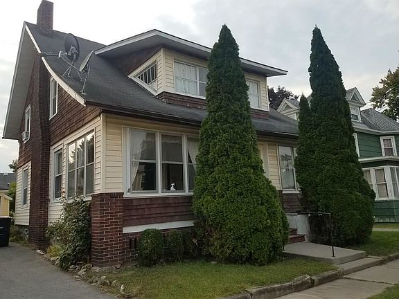2nd image of 3 Park Pl
