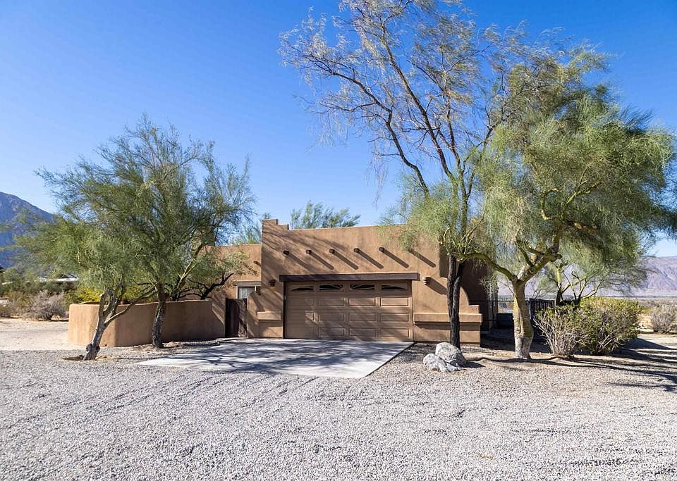 1st image of 384 Verbena Dr