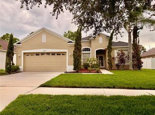 11450 Callaway Pond Dr, Riverview, FL 33579