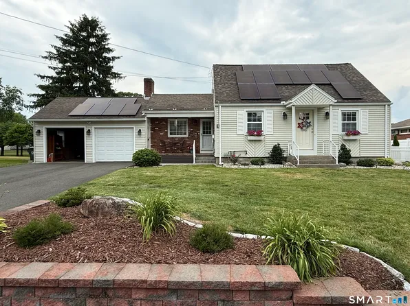 142 Nicholson Street, Newington, CT 06111