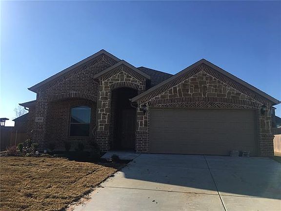 3rd image of 408 Sunset Ct