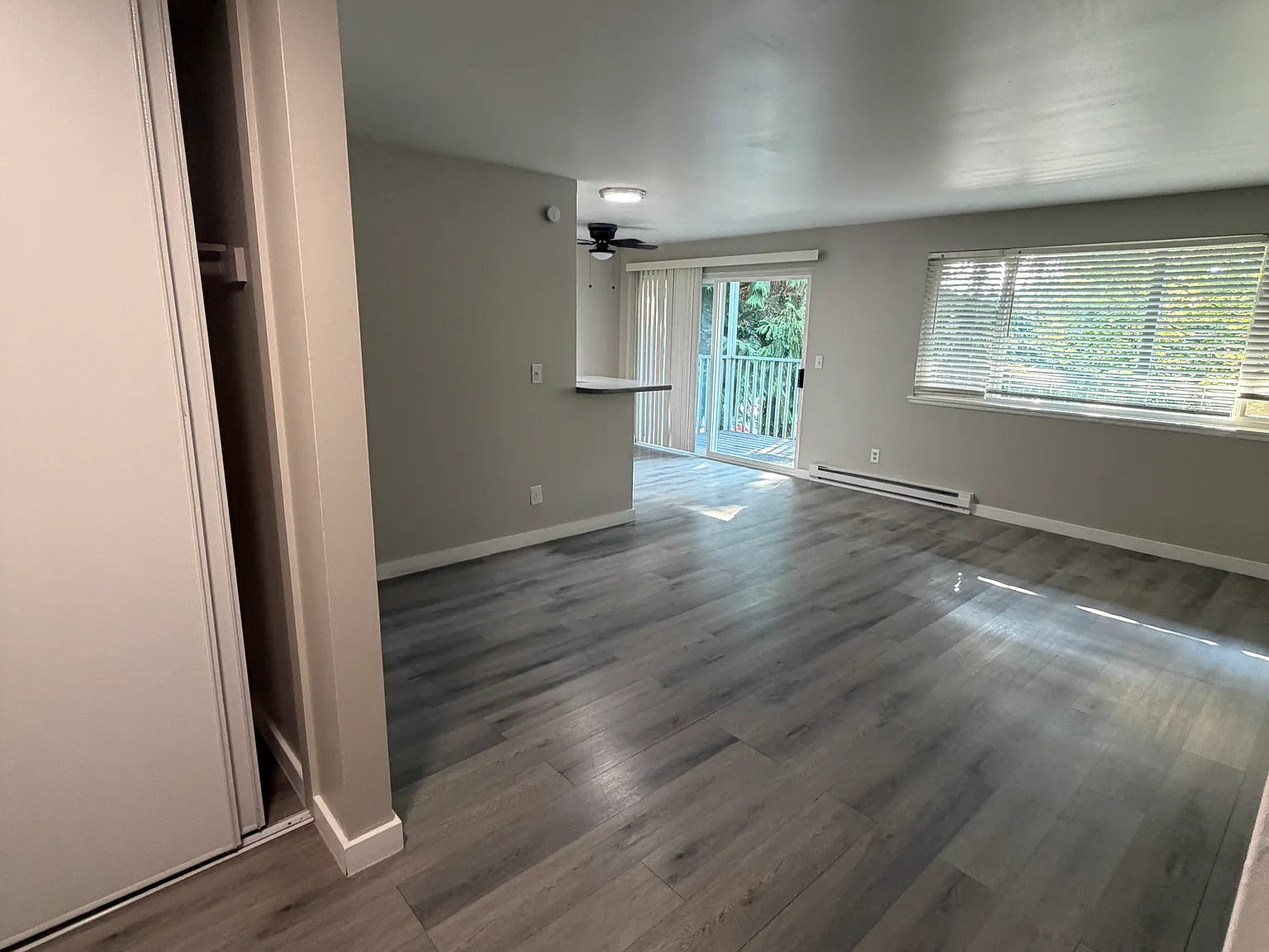 2 bed, 975 sqft, $1,795 — Photo 4
