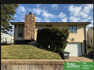 3626 W St, Omaha, NE 68107