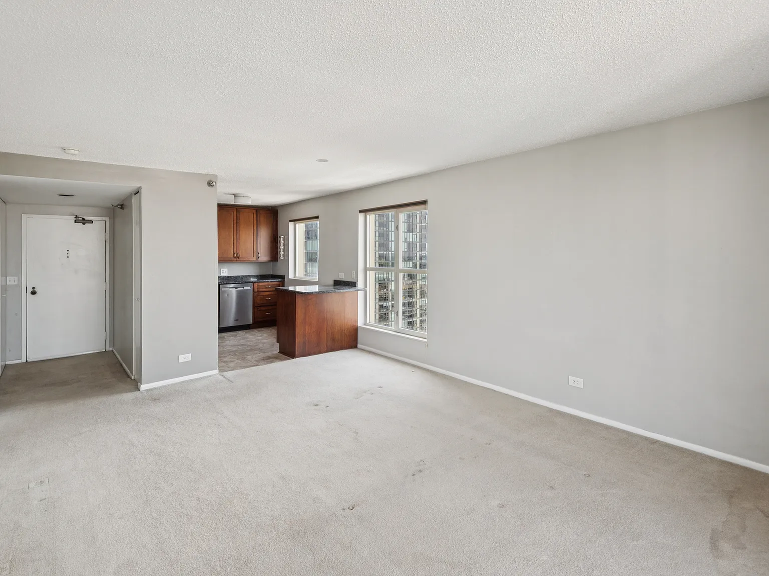 1 bed, 750 sqft, $2,500 — Photo 2