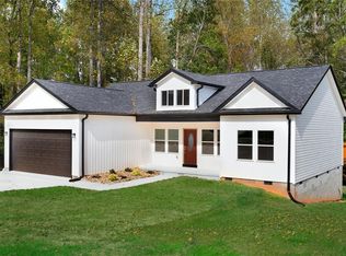 223 Maple Dr, Anderson, SC 29621