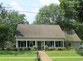 2 Primrose Ln, Natchez, MS 39120