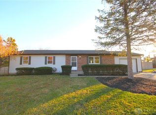 945 Preston Dr, Waynesville, OH 45068