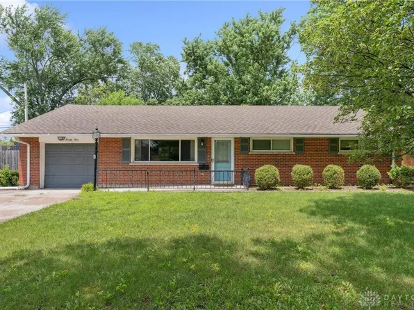 829 E Stroop Rd, Dayton, OH 45429