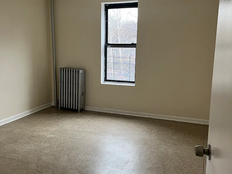 3534 Bronx Blvd #3 — Photo 7