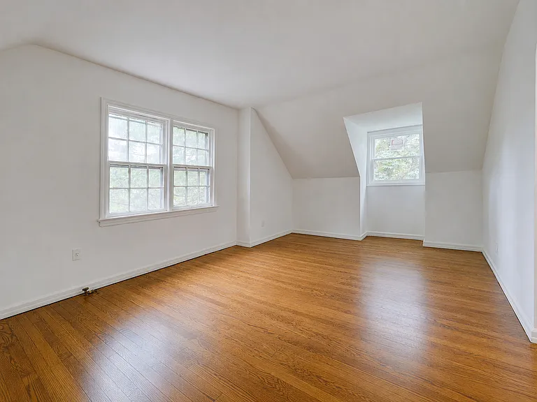 4-21 Saddle River Rd #2 — Photo 5