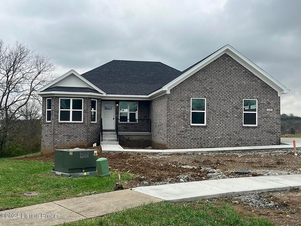 1st image of 130 Savannah Ct