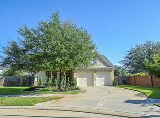 3902 Fallsbrook Ct, Sugar Land, TX 77479