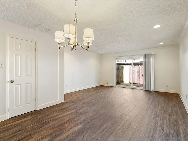 13228 Trail Hollow Dr #3228 — Photo 3