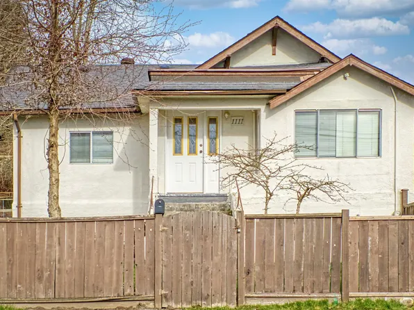 1111 Cartier Ave, Coquitlam, BC V3K 2C1