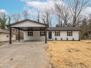 5201 Evelyn Dr, Knoxville, TN 37909