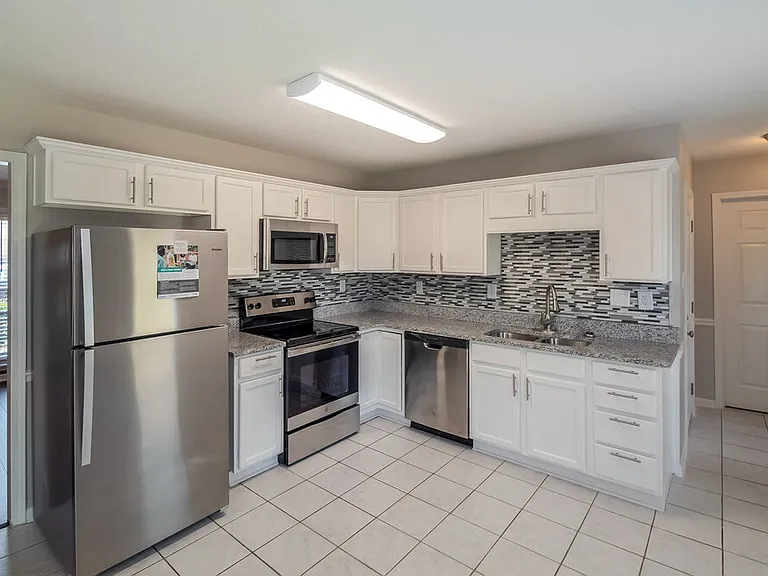 2776 Fletcher Park Cir E — Photo 9
