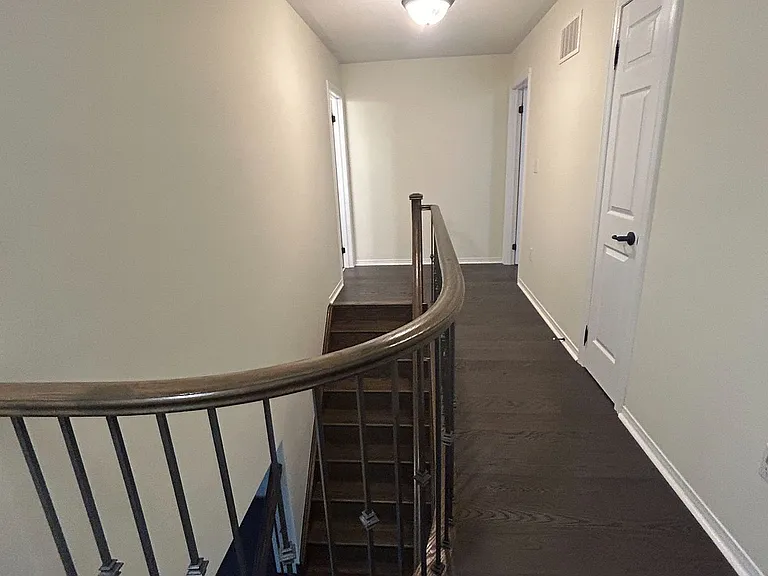 10284 Woodbine Ave — Photo 9