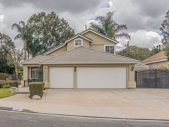 2nd image of 2189 Paseo Grande