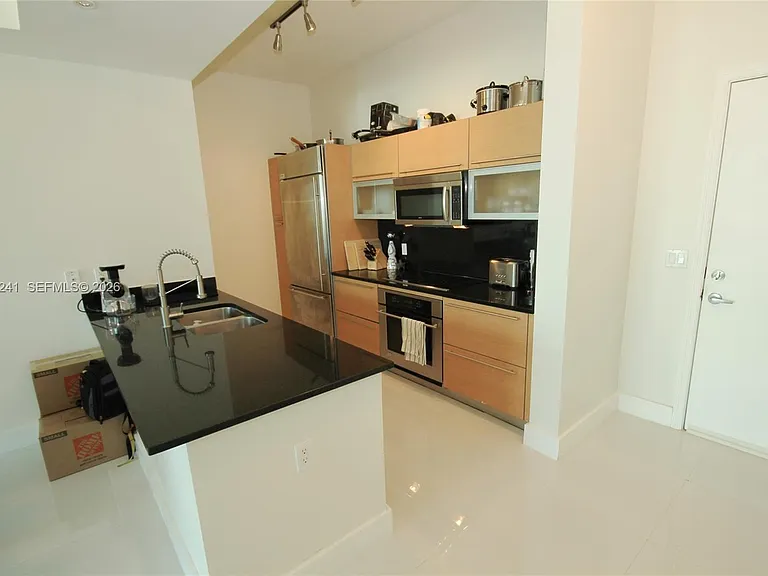 950 Brickell Bay Dr #5000 — Photo 12