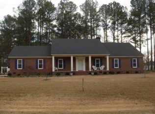 4528 Country Club Dr N, Wilson, NC 27896