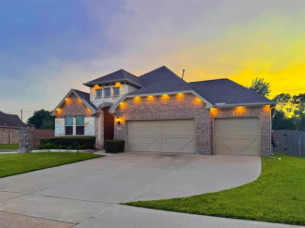 3216 Parker Dr, Pearland, TX 77584