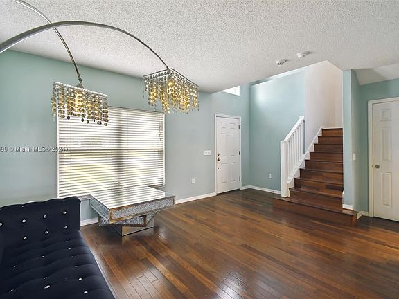 3rd image of 456 Gannet Ct