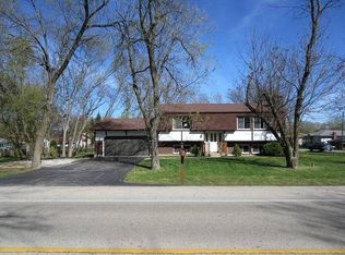 37385 N Granada Blvd, Lake Villa, IL 60046