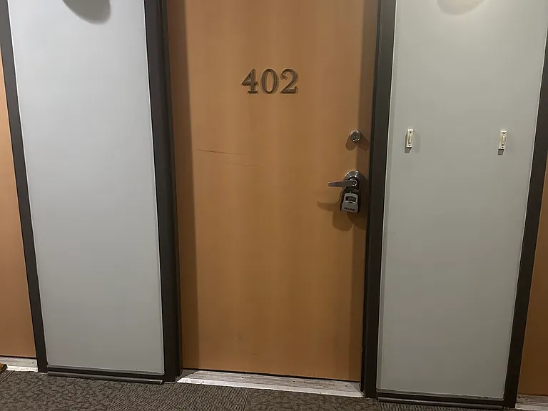 440 Walnut St #402 — Photo 5