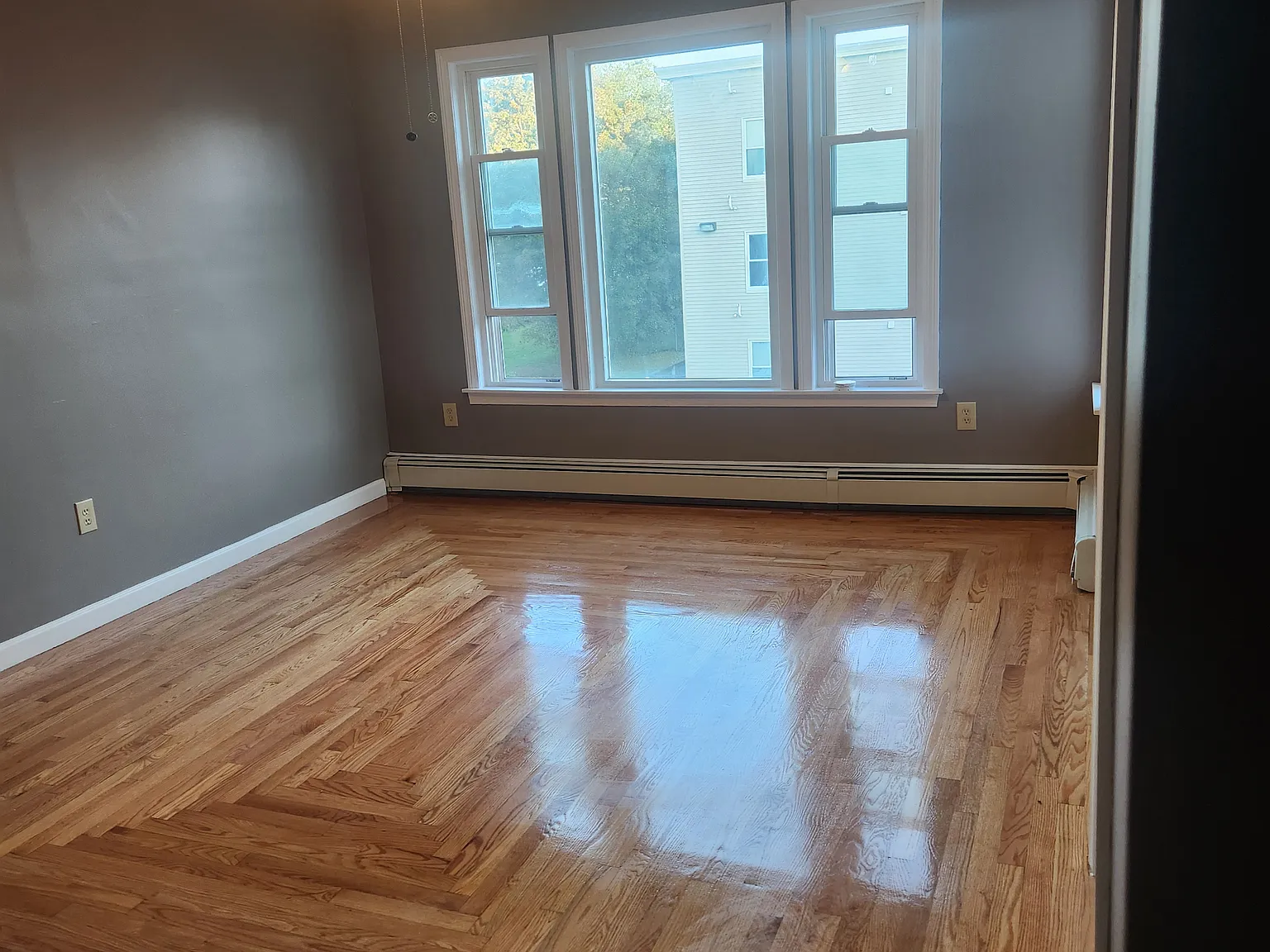 4 bed, 1500 sqft, $3,000 — Photo 3