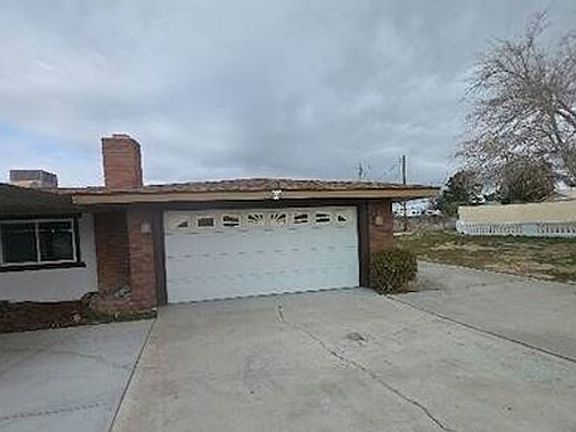 2nd image of 15433 Idaho Ln