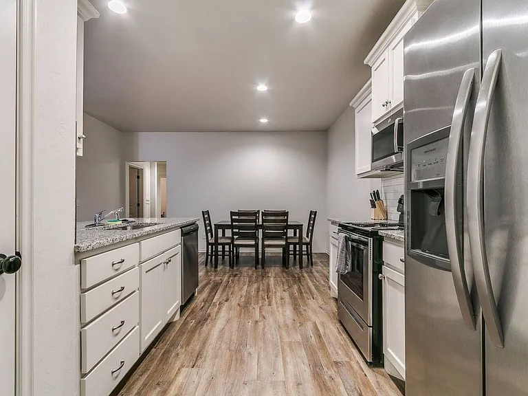 436 Chalk Hill Ct — Photo 10